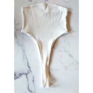 Zara Womens Strapless Bodysuit‎ Medium Ivory Stretch Ribbed Knit Top Sexy